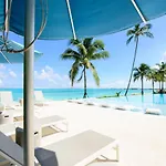 5Th Floor Condo At One Cable Beach