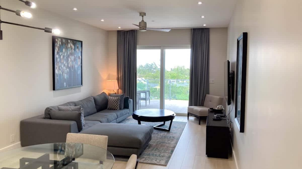Apartment 5th Floor At One Cable *
