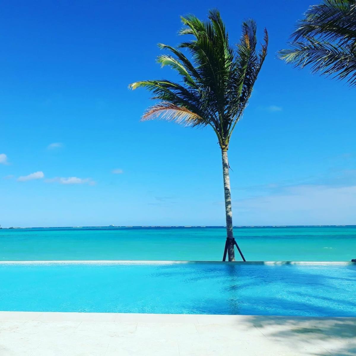5th Floor At One Cable * Nassau